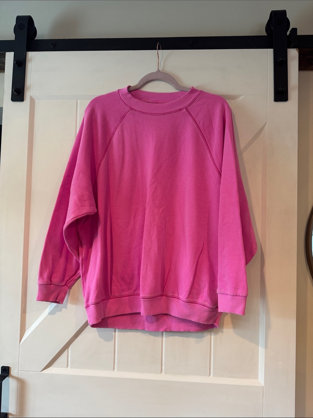 American Eagle Outfitters Bright Pink Crewneck Sweatshirt